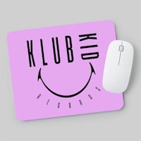 a mouse pad with the word klub kid on it